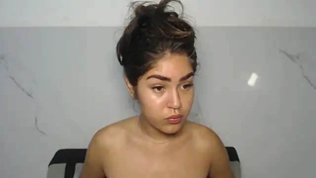 melodyphillips 2  online show from June 11, 9:28 am