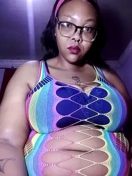 ShantelBootyBoobs online show from June 23, 5:05 am