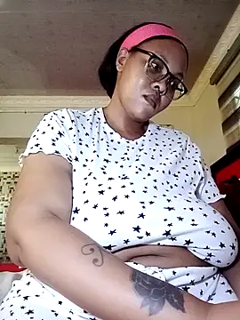 ShantelBootyBoobs online show from April 27, 2:25 pm