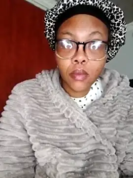 ShantelBootyBoobs online show from July 5, 6:19 am