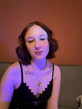 AlinaFoxyy online show from February 13, 6:09 pm