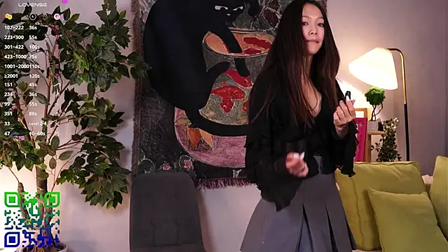 JanelBitther online show from April 2, 7:22 pm