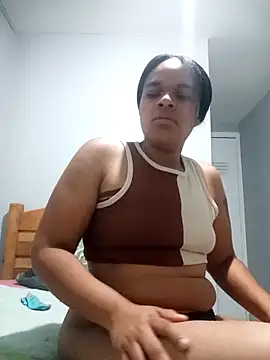 sexygirlatin online show from March 1, 7:30 am