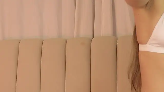 JulietRiverr online show from April 11, 8:07 am