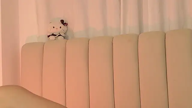 JulietRiverr online show from April 26, 1:25 am