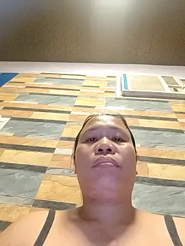 squirtshantal online show from April 23, 2:52 am