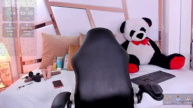 antonella moon7 online show from March 13, 4:25 am