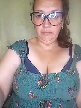  Saraqueen online show from April 25, 3:42 am