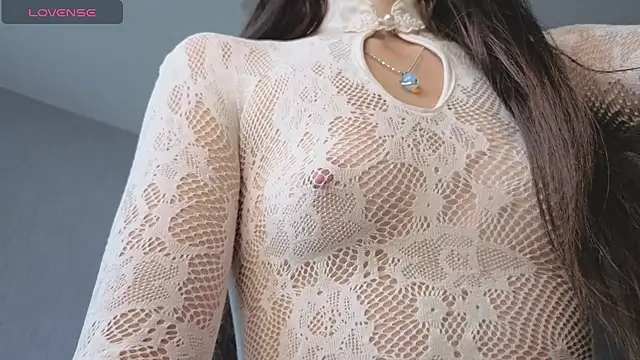 Alisa Hetfy online show from April 11, 7:45 am