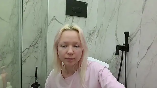 BabyyDolll  online show from February 14, 11:12 am