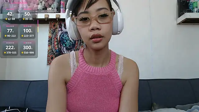 GloryKulikowski online show from April 6, 2:22 am