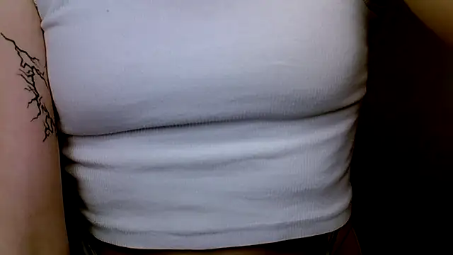 christimontero online show from March 4, 7:53 pm