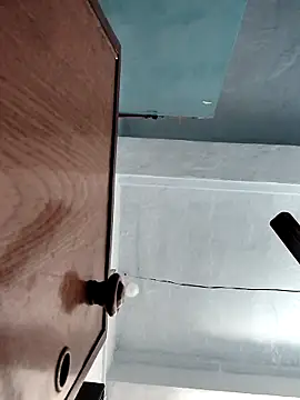 Anushka Singh0 online show from April 23, 6:54 am