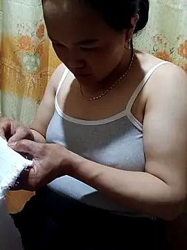 nelina 12345 online show from April 25, 1:41 pm