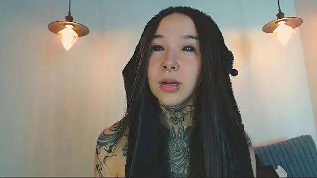 alien eyes09 online show from April 28, 2:27 am