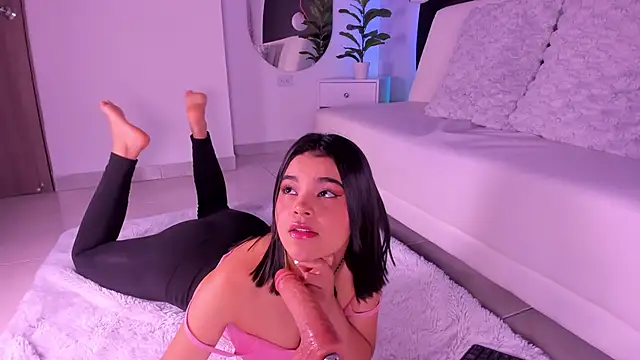 Rose jener06 online show from April 22, 5:32 pm