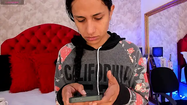 Isabell  26 online show from April 26, 12:47 pm