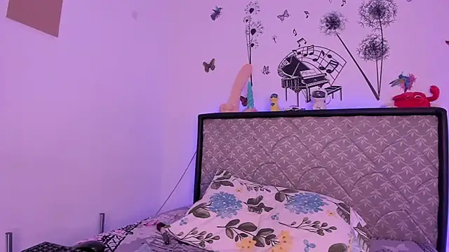 Sophie vega1 online show from April 24, 11:18 pm