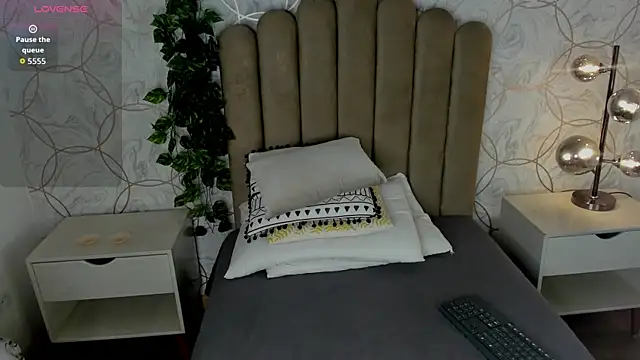 angelsky11 online show from April 23, 7:49 pm