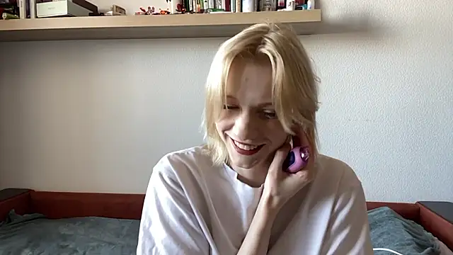 HirokoMassengills online show from March 10, 5:11 am