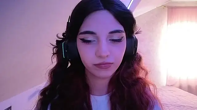 Blissmissataeses online show from February 22, 9:32 am