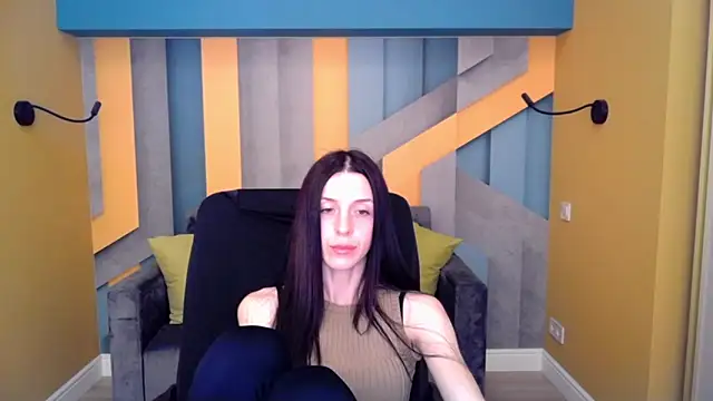 NoirDiva online show from April 23, 12:29 pm