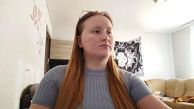 AnikaLipps online show from April 26, 4:27 pm