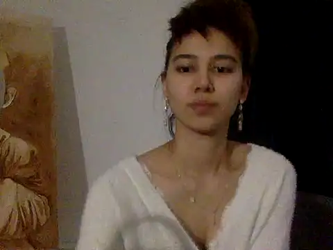 KiraVixenSweet online show from March 1, 6:18 pm