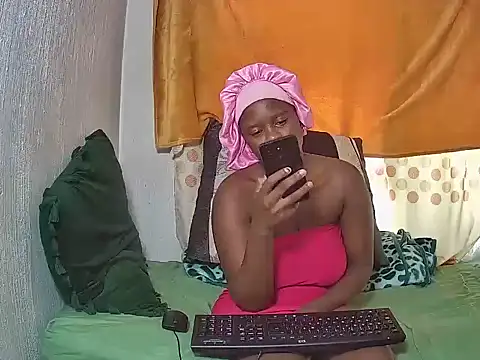 Darkbeauty27 online show from April 7, 8:05 am