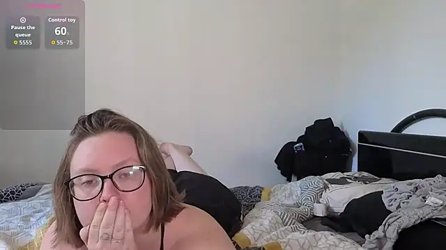 LittleMistys online show from March 12, 10:40 am