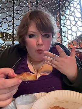 plushietoy online show from March 11, 10:23 pm