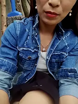 Thobaby112 online show from April 21, 2:51 am