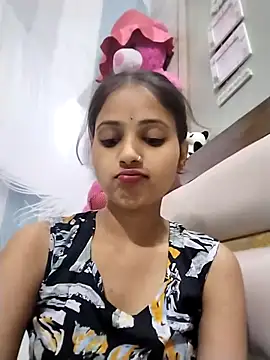 samayra1144 online show from April 18, 10:40 am