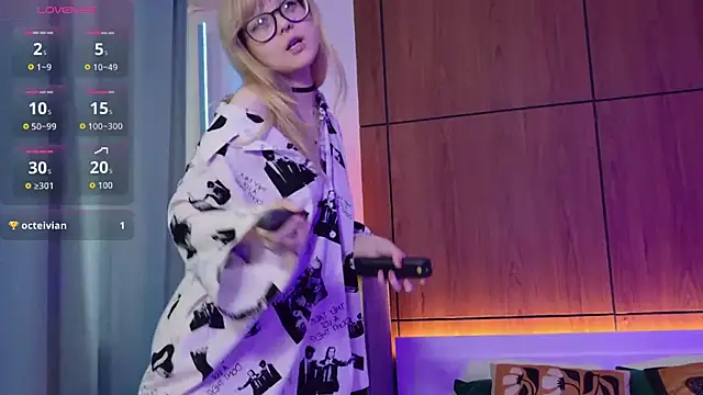 MoliQin online show from March 30, 8:47 am