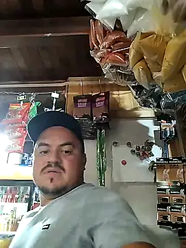 coupleCol90 online show from March 10, 8:57 pm