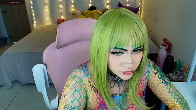 maliciaXpoison online show from April 28, 1:14 am
