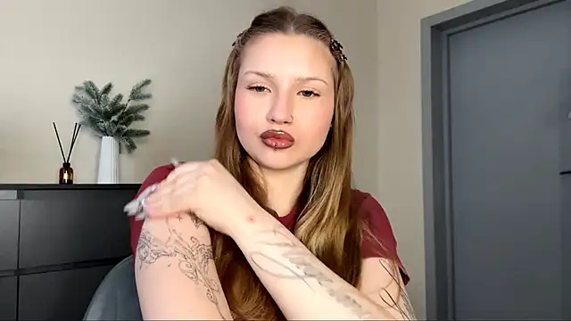 PledHoly online show from February 16, 11:32 am