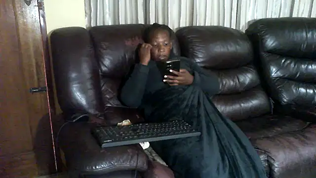 Sky-Diamond online show from April 25, 1:52 pm