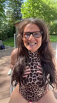 Dance Lady online show from April 28, 12:42 pm