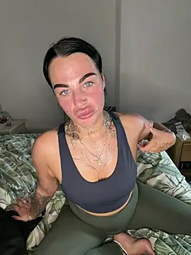 Darkfantisyx online show from March 31, 3:23 pm