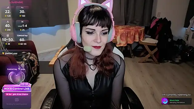 Samanteased online show from April 20, 5:16 pm