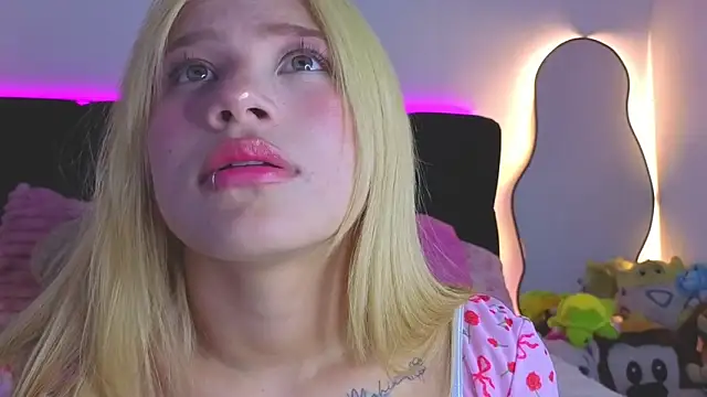 DollfaceInk online show from April 14, 1:05 am