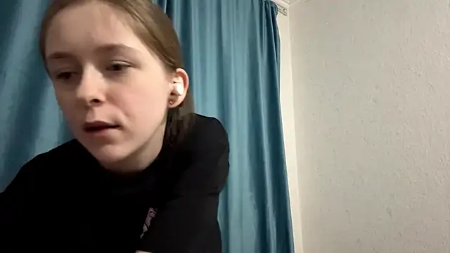 StaticBliss online show from March 3, 6:14 pm