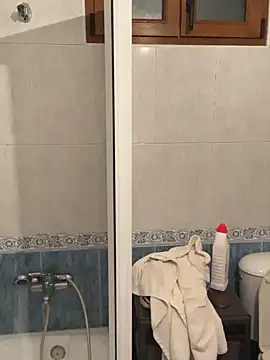 Sandragll online show from April 20, 11:30 pm