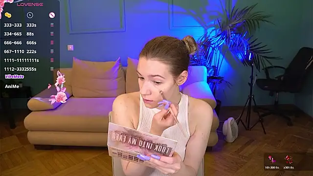 Vanessa  Lui online show from March 10, 6:06 am