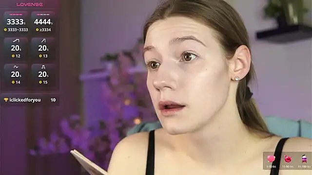 Vanessa  Lui online show from March 15, 12:51 pm