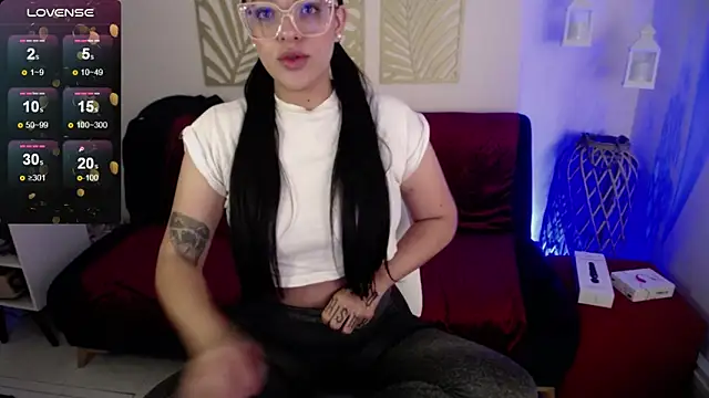 spicydollx online show from April 23, 2:08 pm