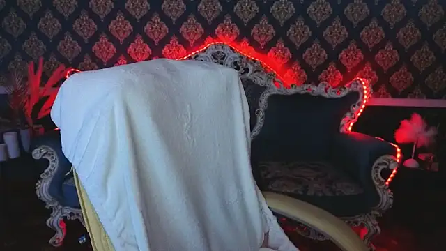 GracefulMichelle online show from April 21, 2:04 am