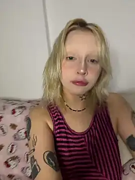 urlittlebaby666 online show from February 27, 7:24 pm