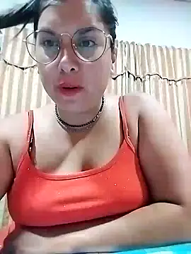 Lucia queen online show from March 10, 4:16 am